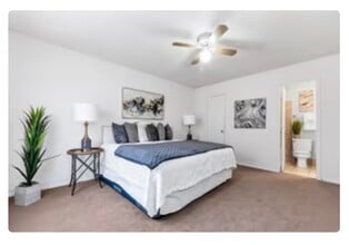 Azalea Trail Apartments in Rogers, AR - Building Photo - Building Photo