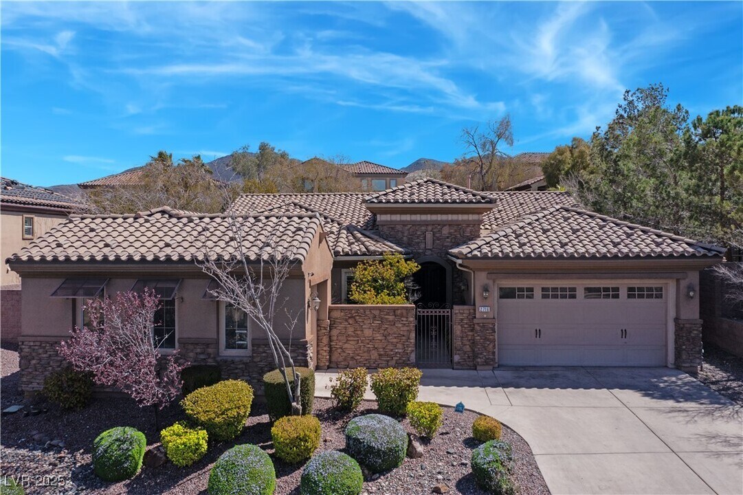 2716 King Louis St in Henderson, NV - Building Photo