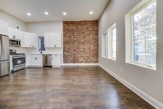 172 Mallory Ave in Jersey City, NJ - Building Photo - Building Photo