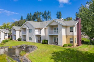 Country Club Apartments in Eugene, OR - Building Photo