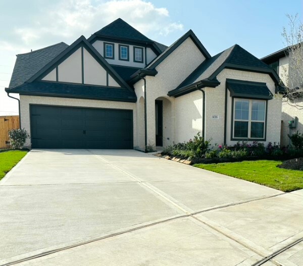 property at 6006 Rolling Strm Ct