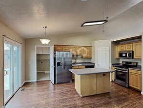 120 S 1660 W in West Point, UT - Building Photo - Building Photo