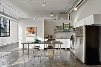 500 Robert St N in St. Paul, MN - Foto de edificio - Building Photo