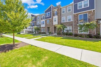 2837 Ensemble Ct in Charlotte, NC - Building Photo - Building Photo