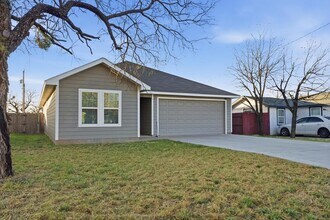 2050 Lillius St in Abilene, TX - Building Photo - Building Photo