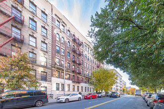 219 Audubon Ave in New York, NY - Building Photo - Building Photo