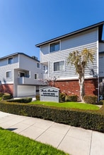 1141 Linden Ave in Glendale, CA - Building Photo - Building Photo