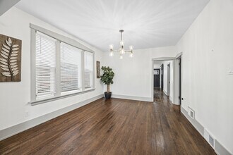 1910 S Harvey Ave in Berwyn, IL - Building Photo - Building Photo