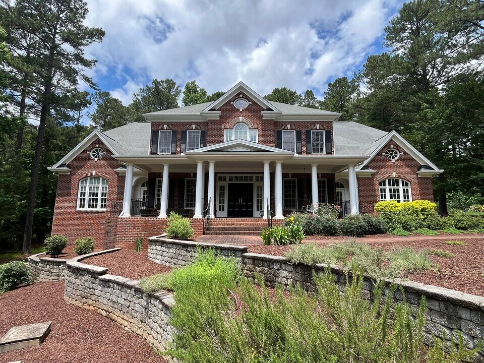 1205 Enderbury Dr in Raleigh, NC - Building Photo