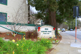 Sterling Court in San Mateo, CA - Building Photo - Building Photo