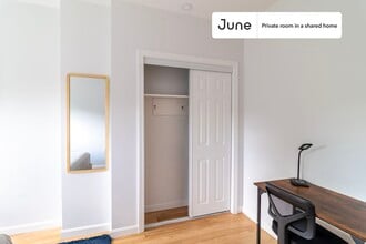 Room in Shared 3 bed/2 bath home in Boston, MA - Building Photo - Building Photo