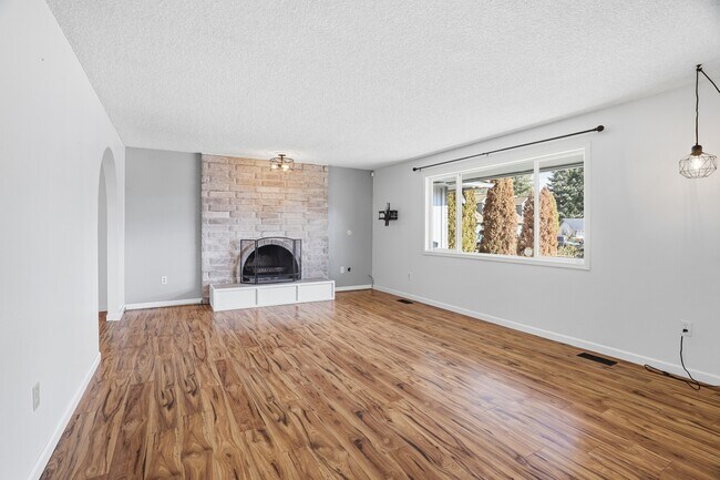 11721 N Lincoln Ct in Spokane, WA - Building Photo - Building Photo