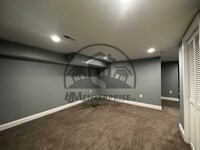 415 Edgewood St photo'