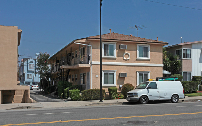 309 E Alameda Ave in Burbank, CA - Building Photo - Building Photo