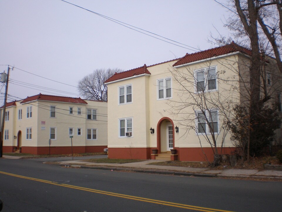 Stratford Ave Apartments in Stratford, CT - Building Photo