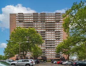 270 Marin Blvd in Jersey City, NJ - Building Photo - Building Photo