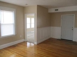1060 Pleasant St, Unit 2 in Worcester, MA - Building Photo - Building Photo