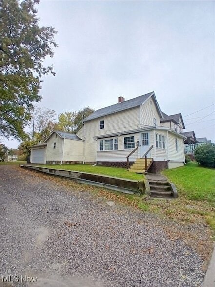 property at 809 Lakewood Ave