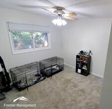 2013-2015 Shirley Ln in Manhattan, KS - Building Photo - Building Photo