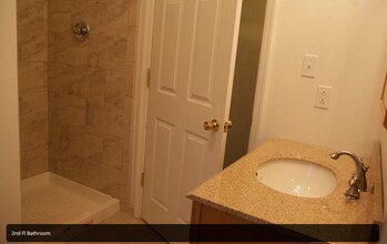 3925 Baltimore Ave in Philadelphia, PA - Foto de edificio - Building Photo