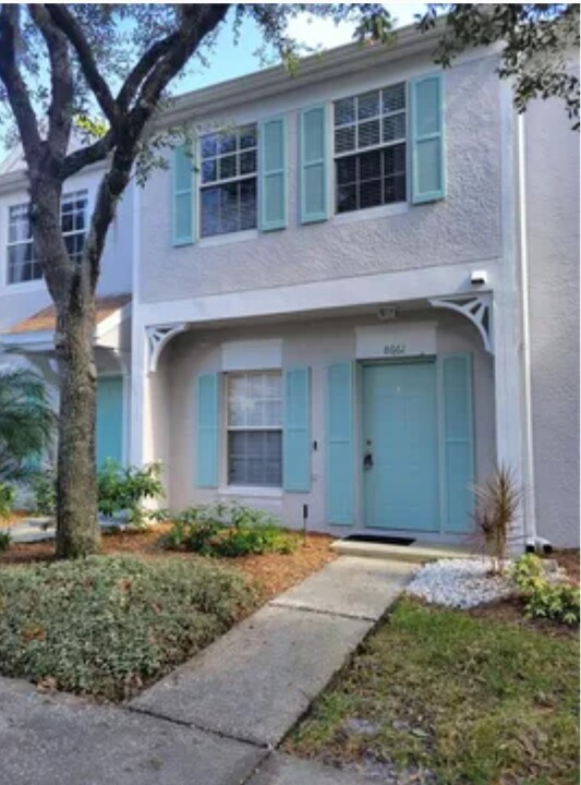 8661 Hunters Key Cir in Tampa, FL - Building Photo