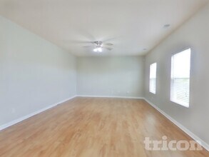 2245 Bee Hive Dr in Columbia, TN - Building Photo - Building Photo