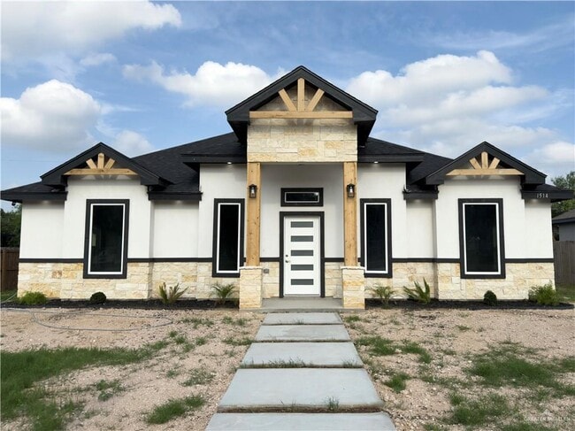 property at 1514 N Holland Ave