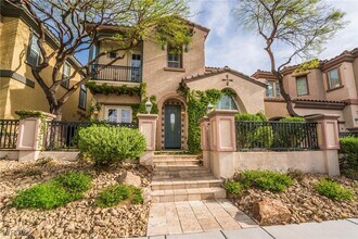 7744 White Ginger Ave in Las Vegas, NV - Building Photo - Building Photo