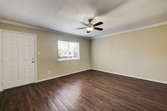 2006 W 43rd St in Houston, TX - Building Photo - Building Photo