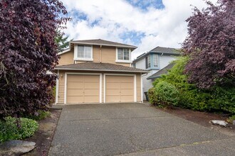 3737 247th Ave SE in Issaquah, WA - Building Photo - Building Photo