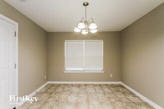 1918 Sugarbush Dr in Charlotte, NC - Foto de edificio - Building Photo