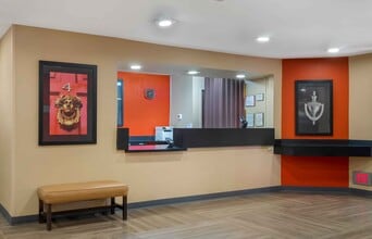 Furnished Studio-St. Petersburg - Clearwat in Clearwater, FL - Building Photo - Building Photo