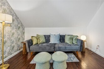 21 Willow Wood Rd in Social Circle, GA - Foto de edificio - Building Photo