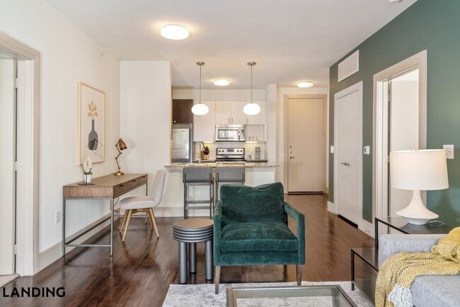 9415 McNeil Dr, Unit 1024