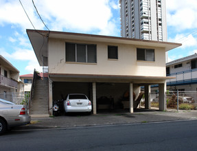 772 Paani St in Honolulu, HI - Building Photo - Building Photo