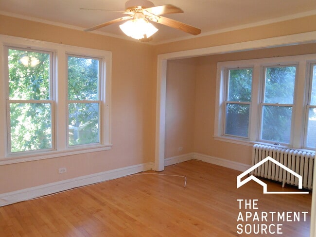 733 Elm St in Winnetka, IL - Building Photo - Building Photo