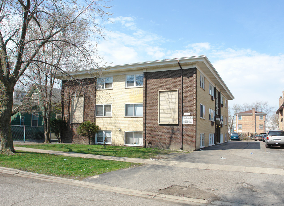 2034-2036 N 18th Ave in Melrose Park, IL - Building Photo