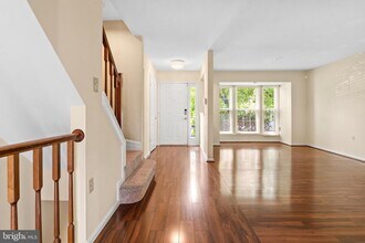 26 Wessex Ct in Reisterstown, MD - Building Photo - Building Photo