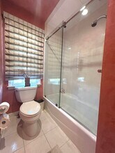 302 Grand Ridge Dr in Ridgefield, NJ - Building Photo - Building Photo