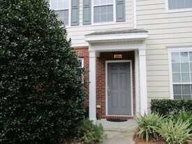 3684 Summerlin Ln E in Jacksonville, FL - Building Photo