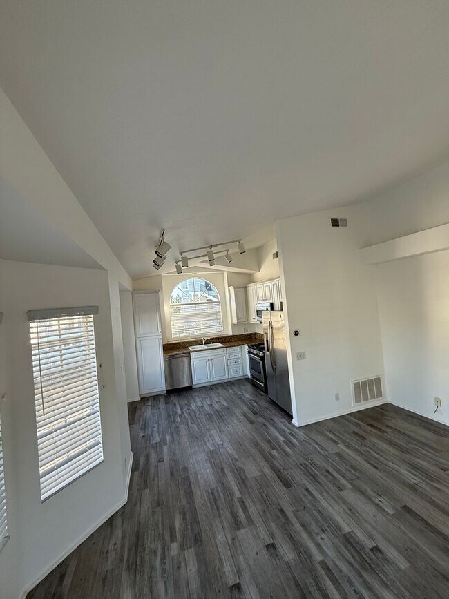 23412 Pacific Park Dr in Aliso Viejo, CA - Building Photo - Building Photo