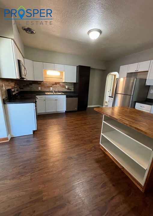 709 Niagara St in Eau Claire, WI - Building Photo