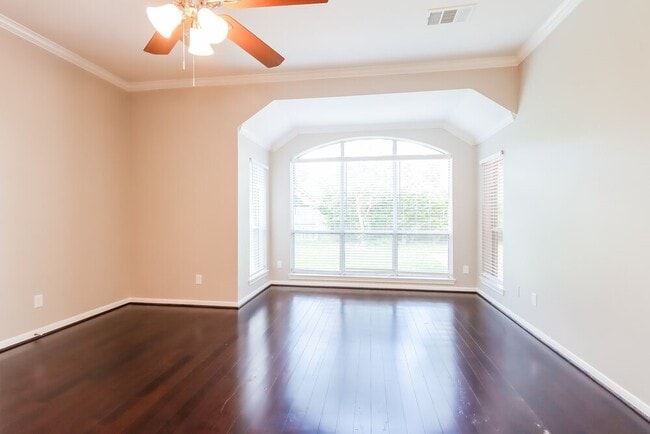 property at 1110 Bringewood Chase Dr