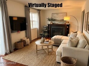 11 Fiddlers Elbow Ct in Howell, NJ - Building Photo - Building Photo