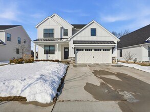 6246 Hawthorne Ave in Ypsilanti, MI - Building Photo - Building Photo