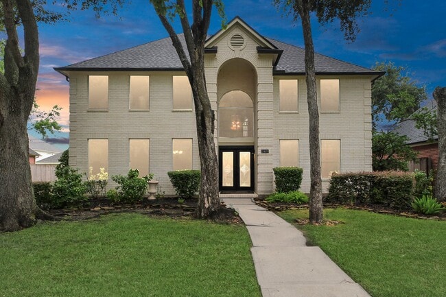 property at 2405 Guilbeau Ln