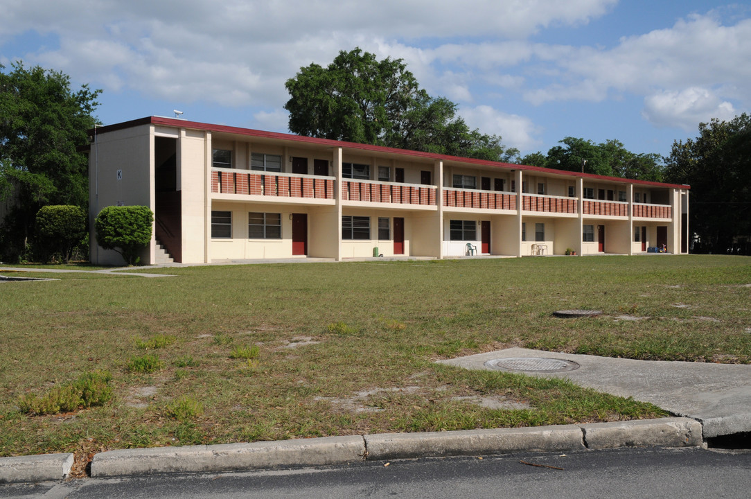 Turtle Oaks Apartments in Leesburg, FL - Building Photo