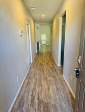 11387 Dawn Beach Ln in Panorama Village, TX - Building Photo - Building Photo