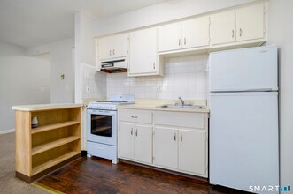 445 Hope St in Stamford, CT - Building Photo - Building Photo