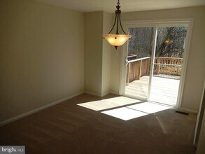 10504 Prairie Landing Terrace in North Potomac, MD - Foto de edificio - Building Photo
